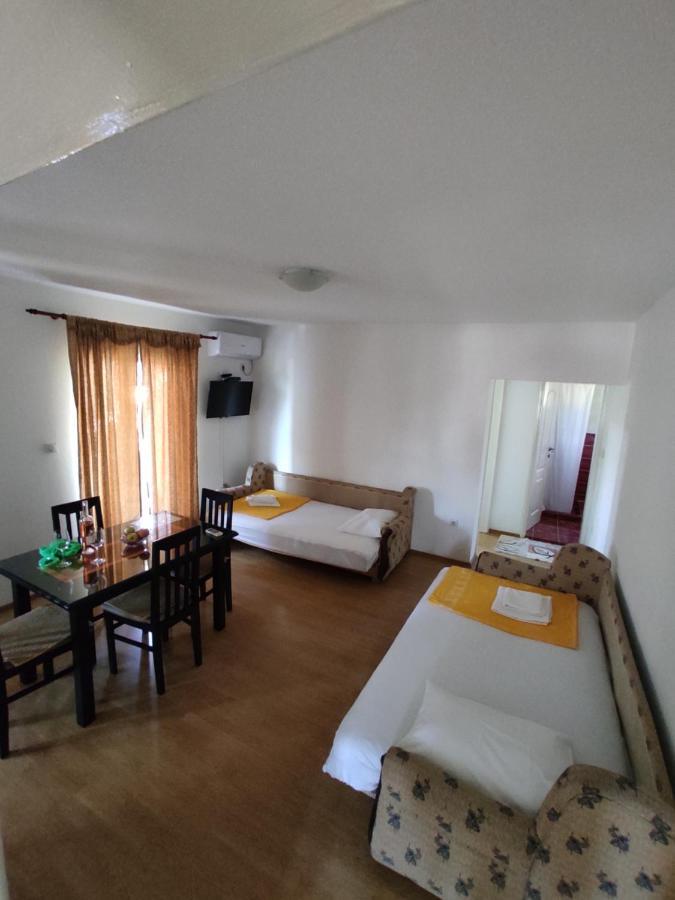 Apartments Marija Тиват Экстерьер фото